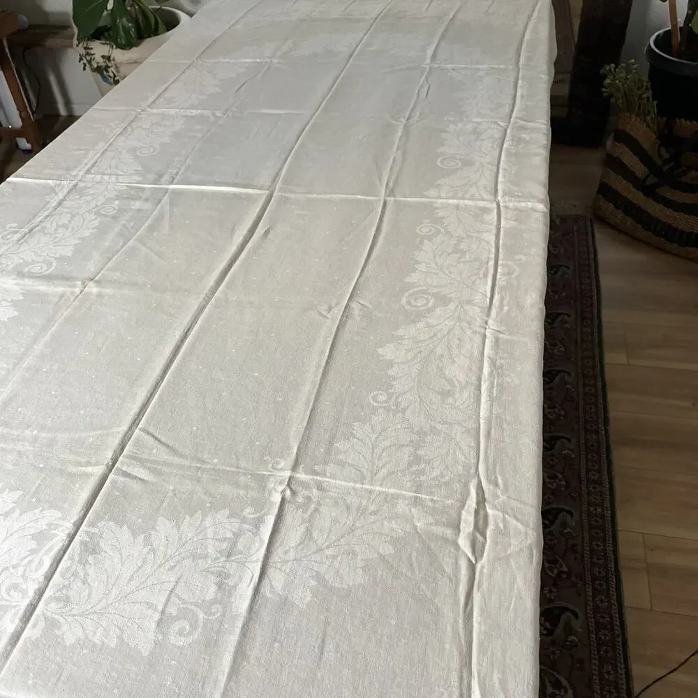 Vintage White Damask Linen Tablecloth 104 x 66 Rose Floral Holiday Formal Dining